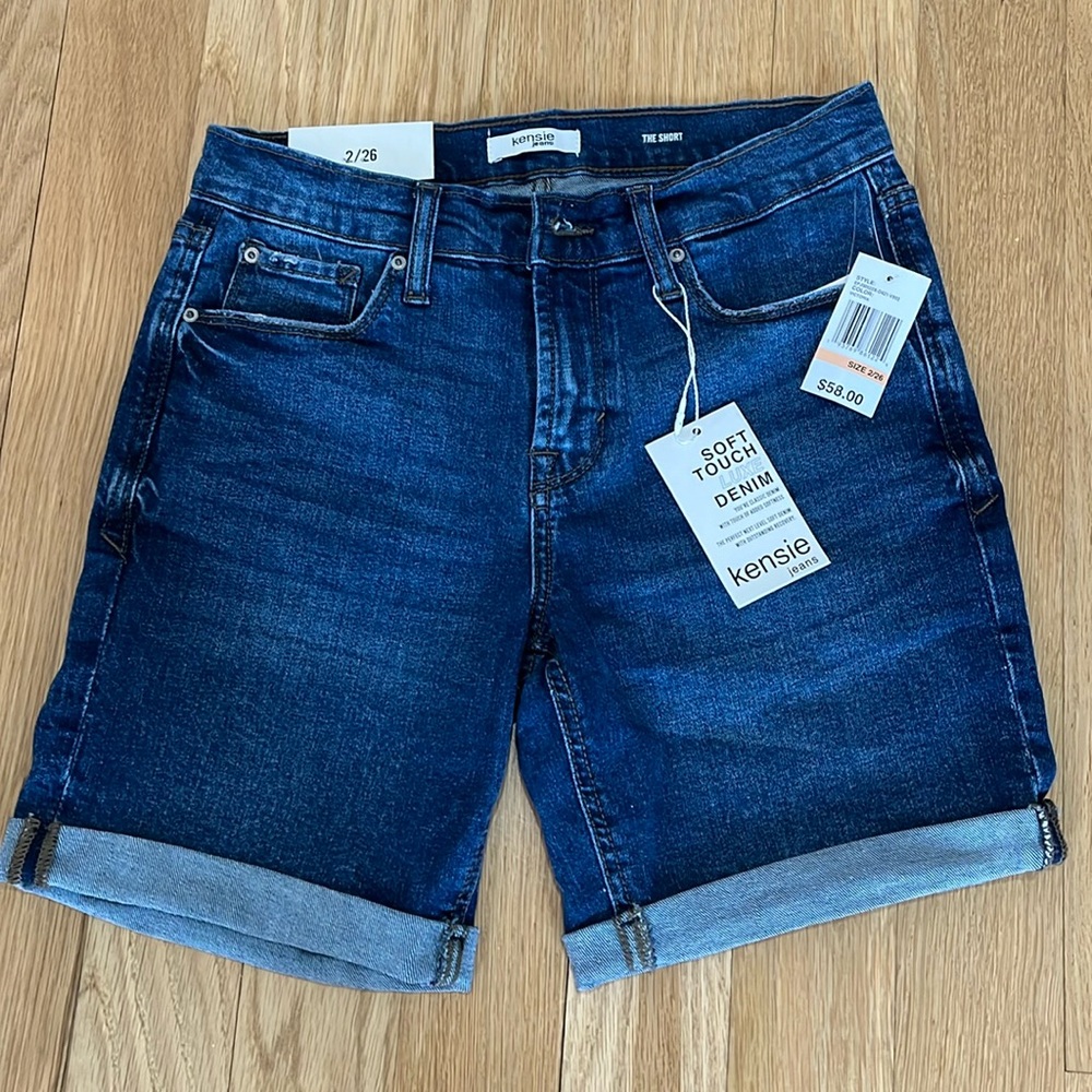 Kensie The Short - Size 2 - NWT